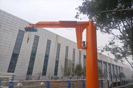臂吊起重機
